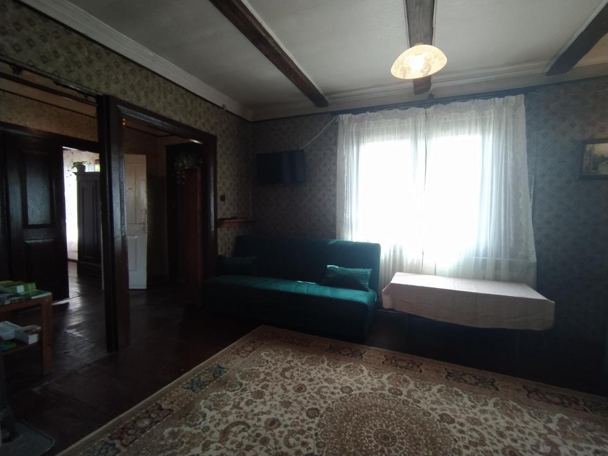 Agroturystyka Nadbuzanska Chata Slawatycze Exterior foto
